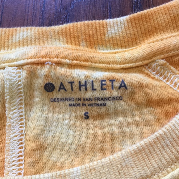 Sweatshirt - Picture 2 of 4